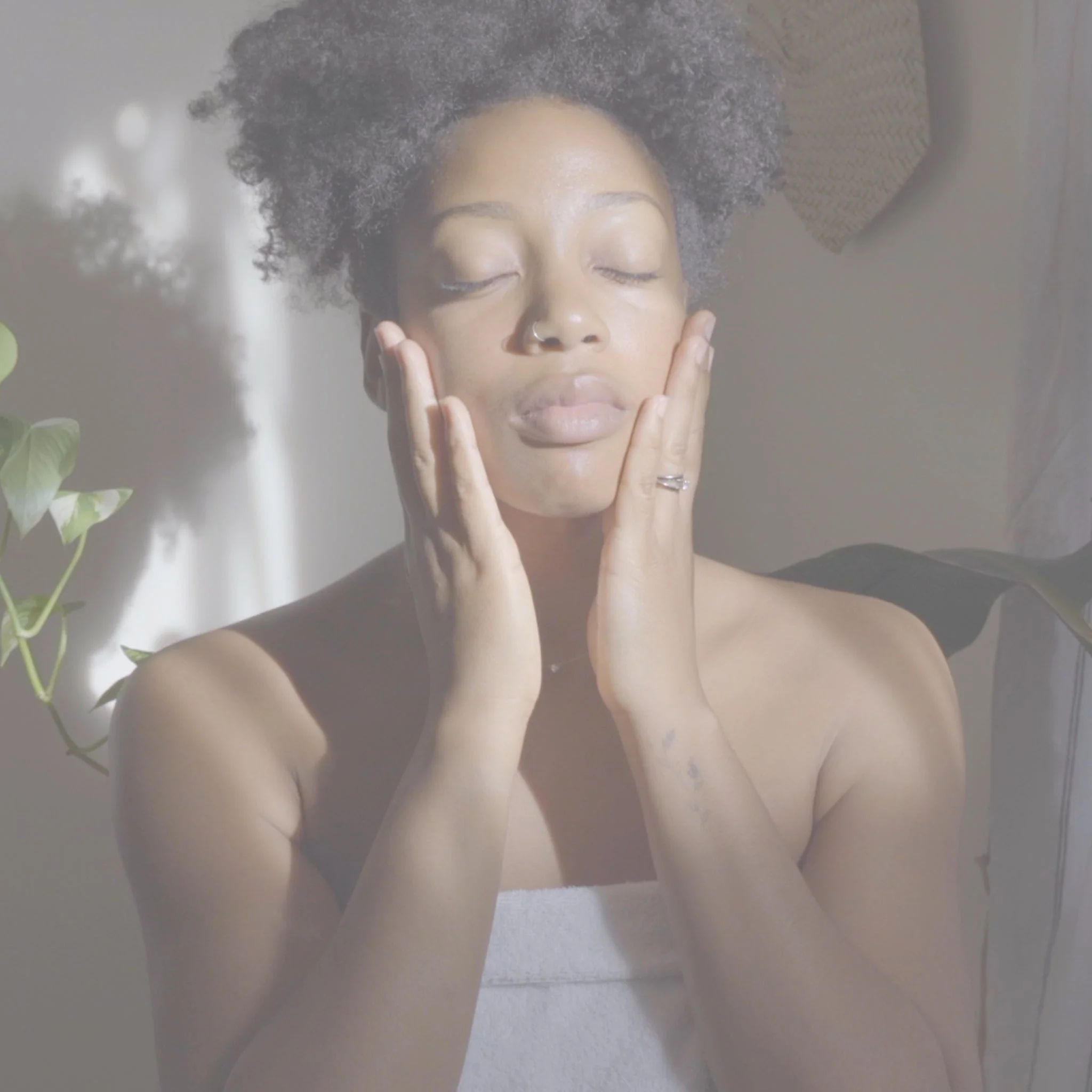 Retinol Alternative Activated Night Serum - Image 7