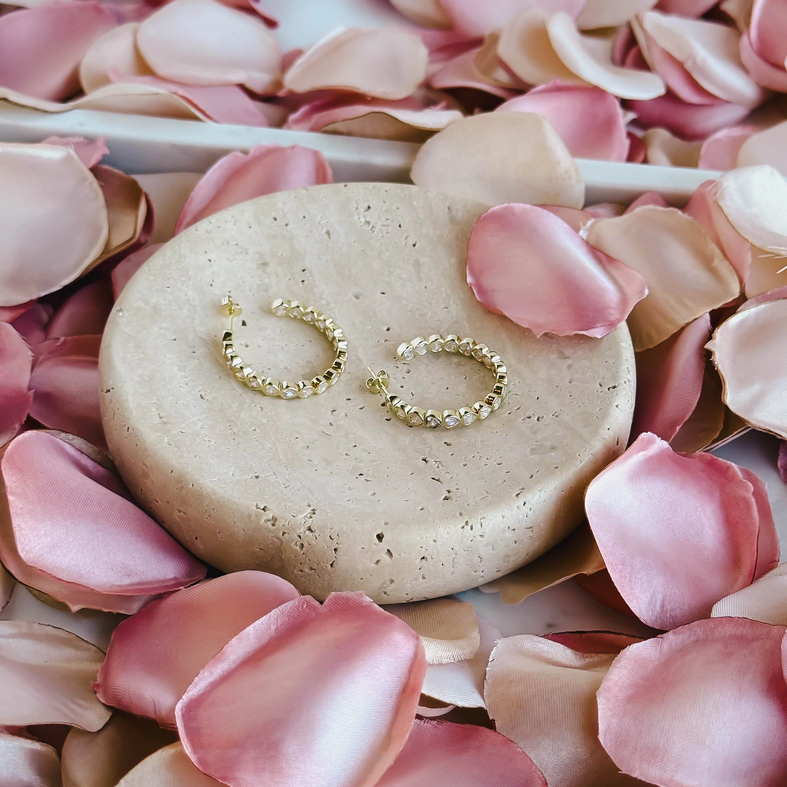 18K Gold-Filled Bezel Heart Hoop