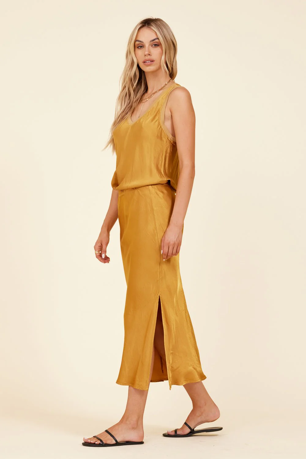 Bridget Silky V-Neck Relaxed Tank Top - Image 15