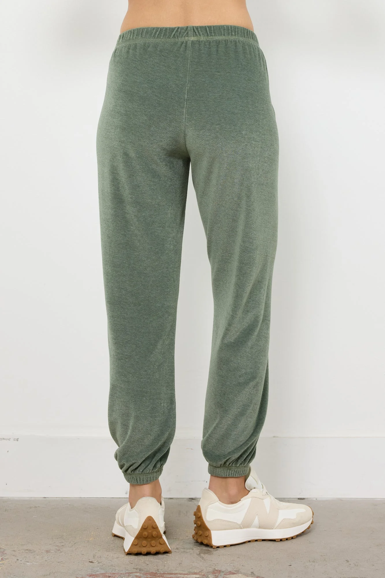 Retro Velour Sweatpant - Image 4