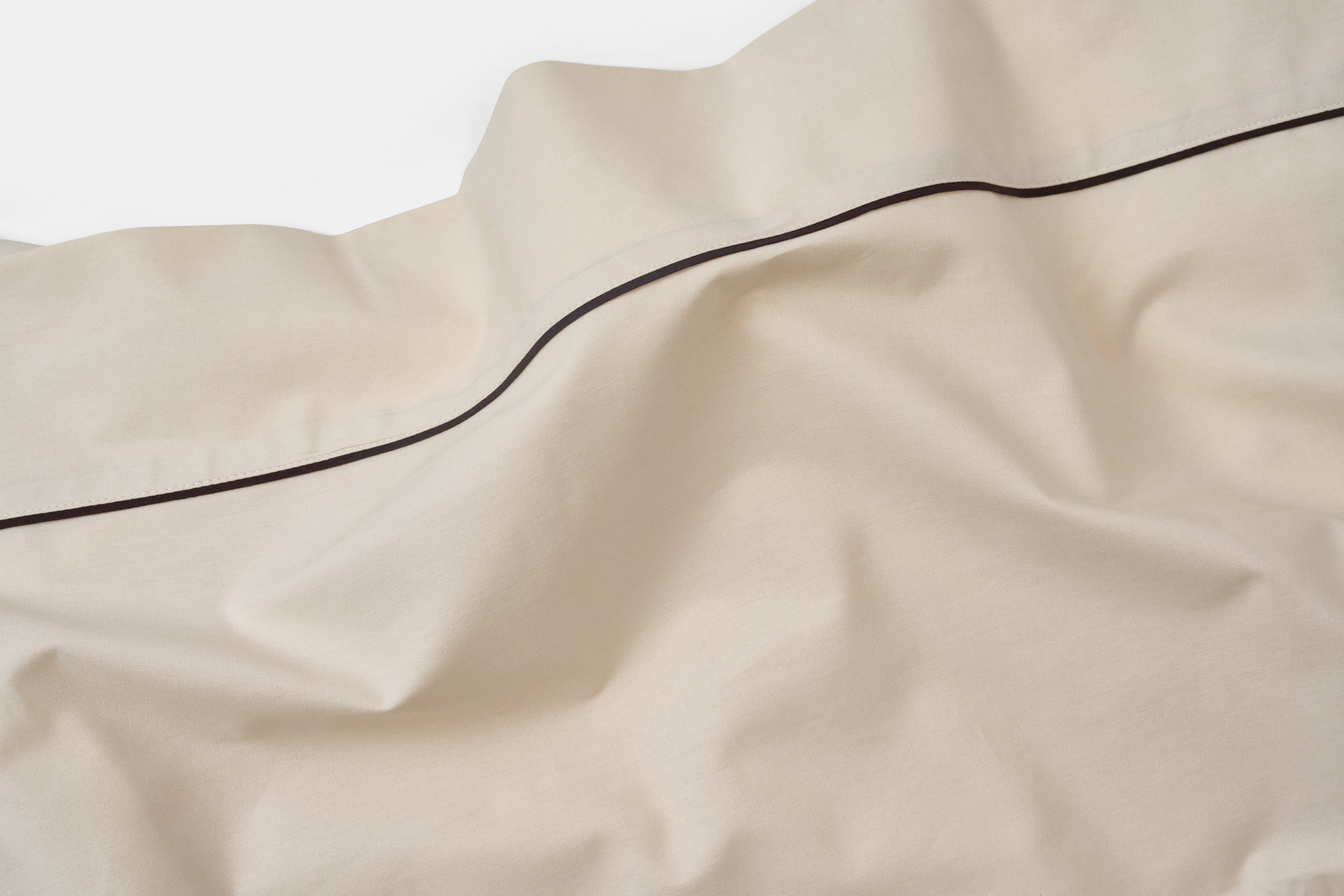 USA Cotton Sheet Set - Classic Piping Design - Image 9