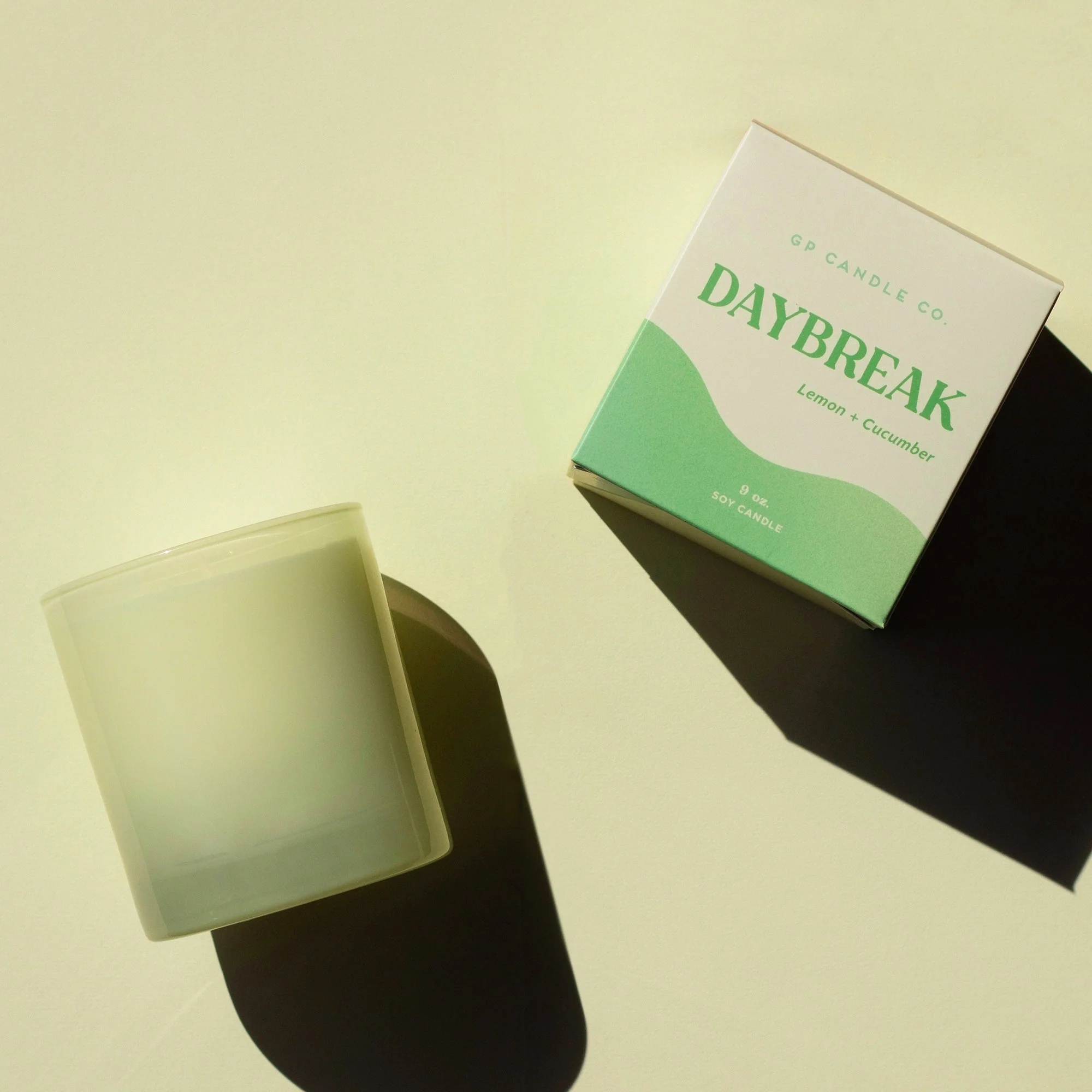 Daybreak 9 oz. Hue Soy Candle - Lemon & Cucumber