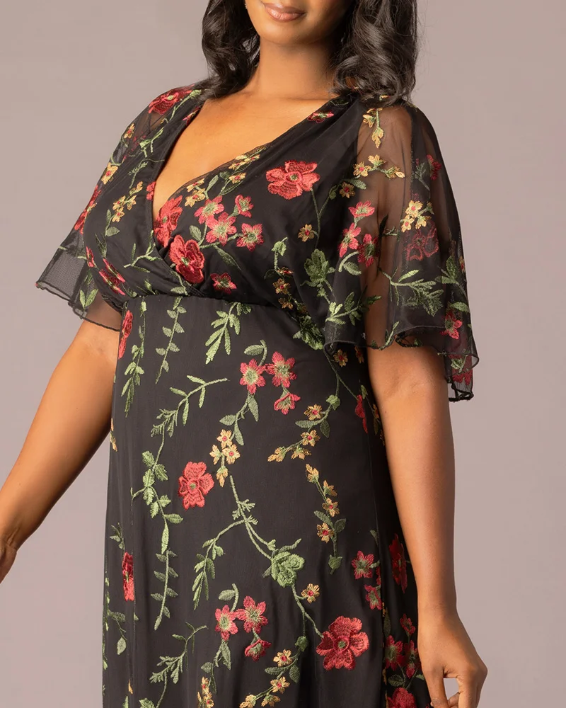 Plus Size Embroidered Elegance Evening Gown - Image 17