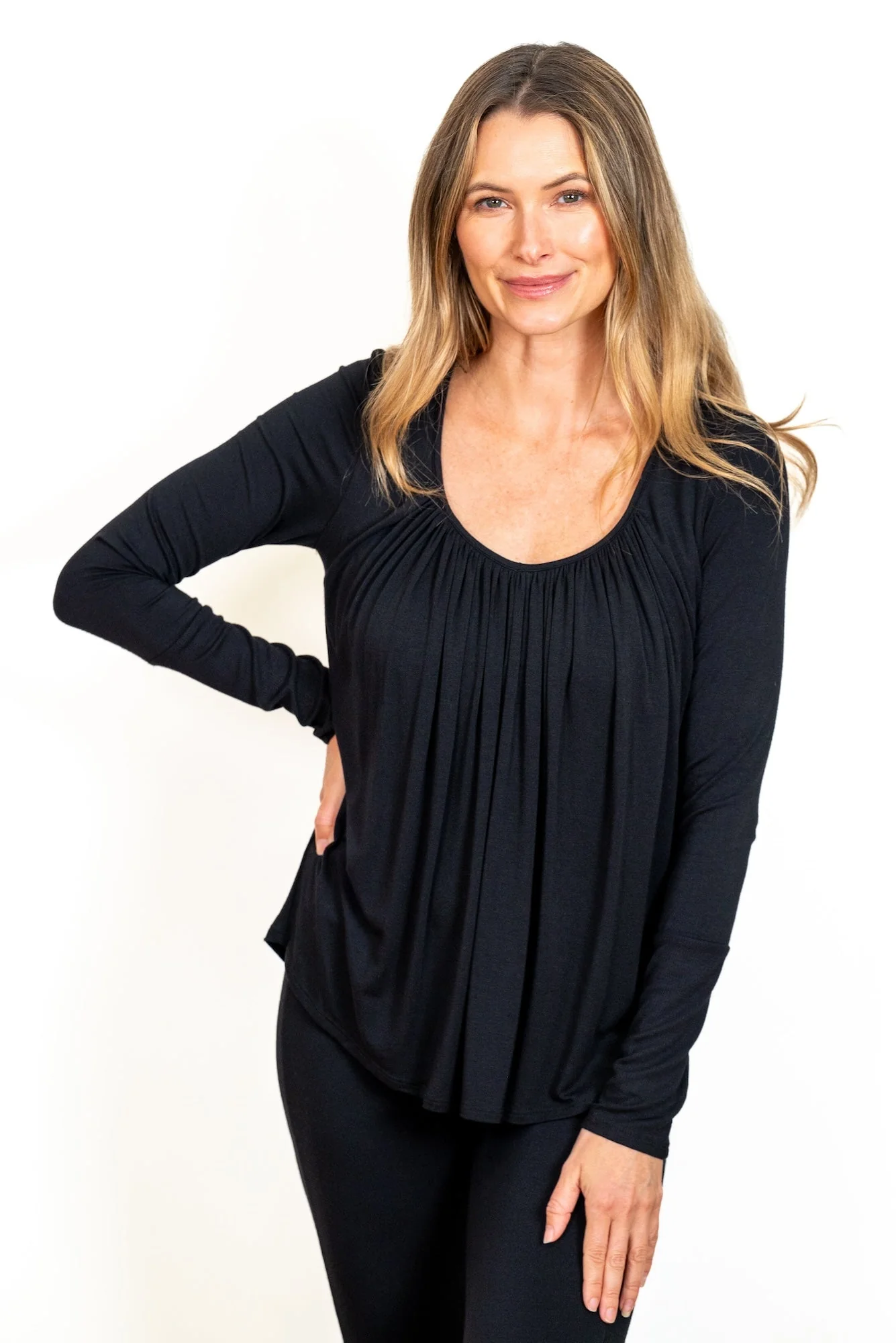 Full Moon Long Sleeve Top with Light Hug Bra-Free Shelf - Image 8
