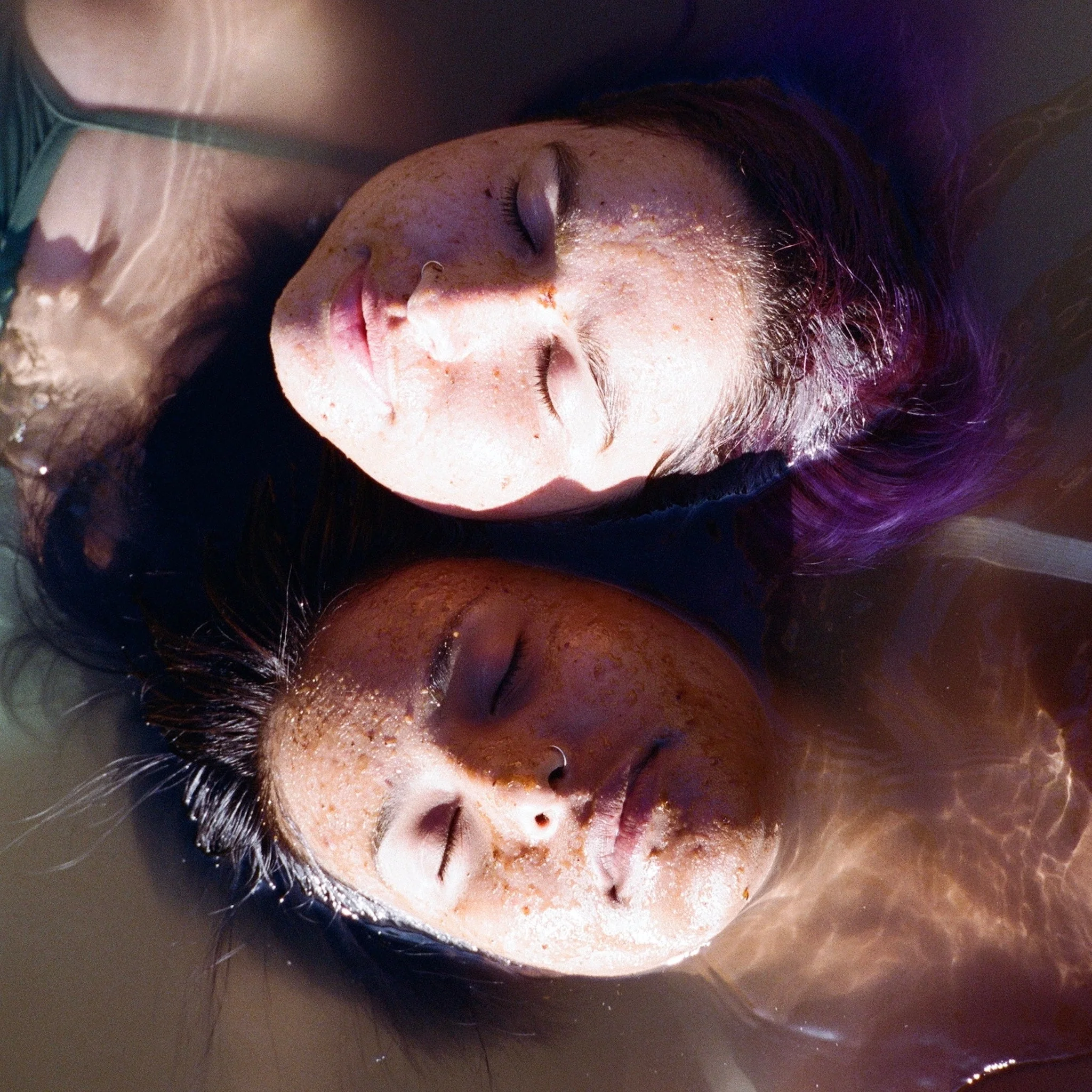 Rejuvenating Honey And Coconut Face Mask - Image 8