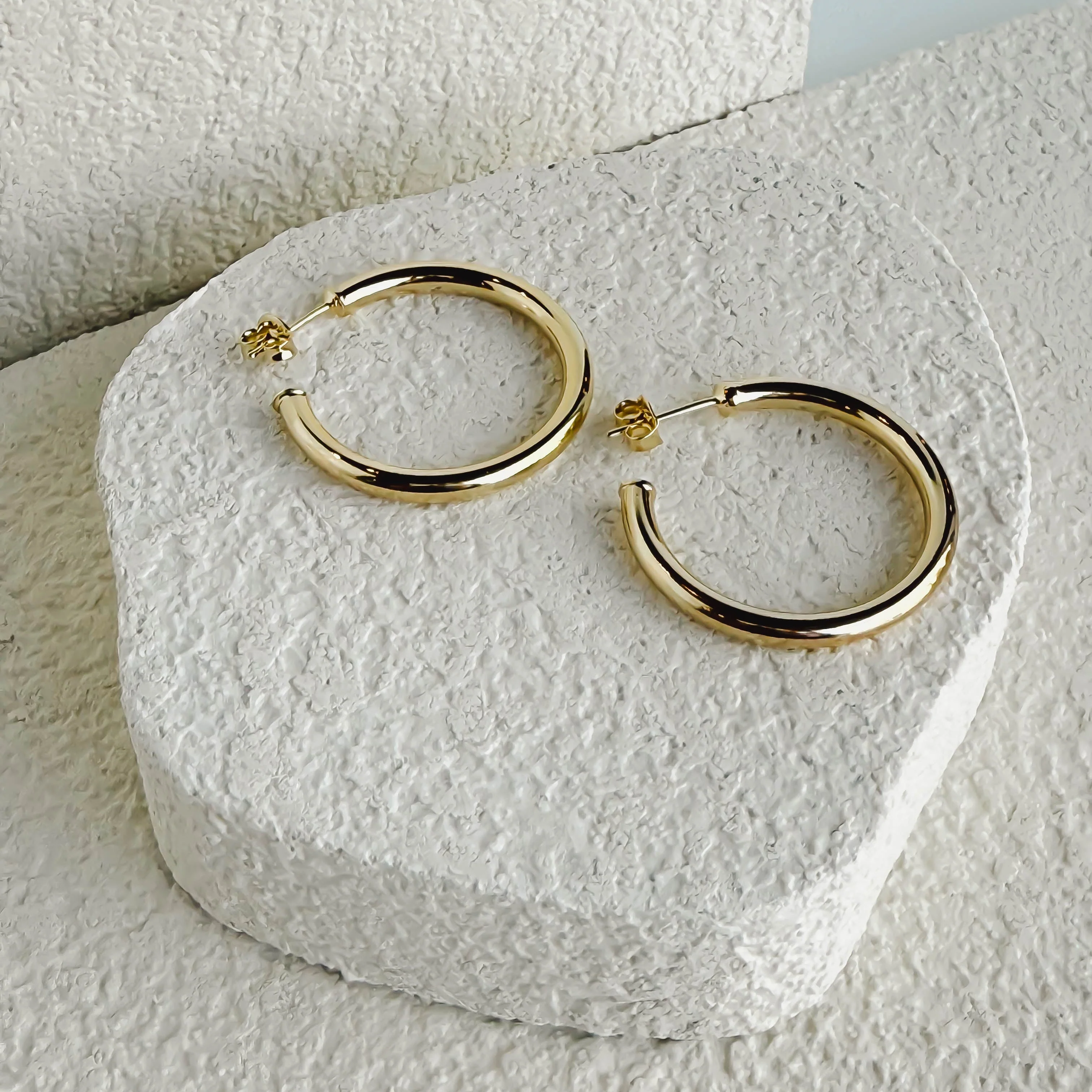 18K Gold-Filled James Hoop Large - Image 3