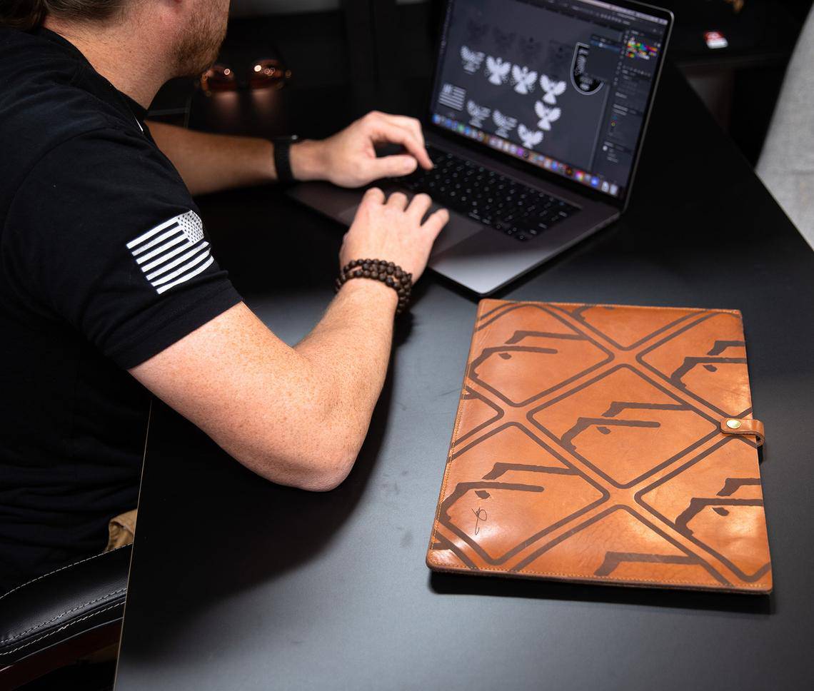 Premium Leather Laptop Sleeve - 13"-15" Cover - Image 6