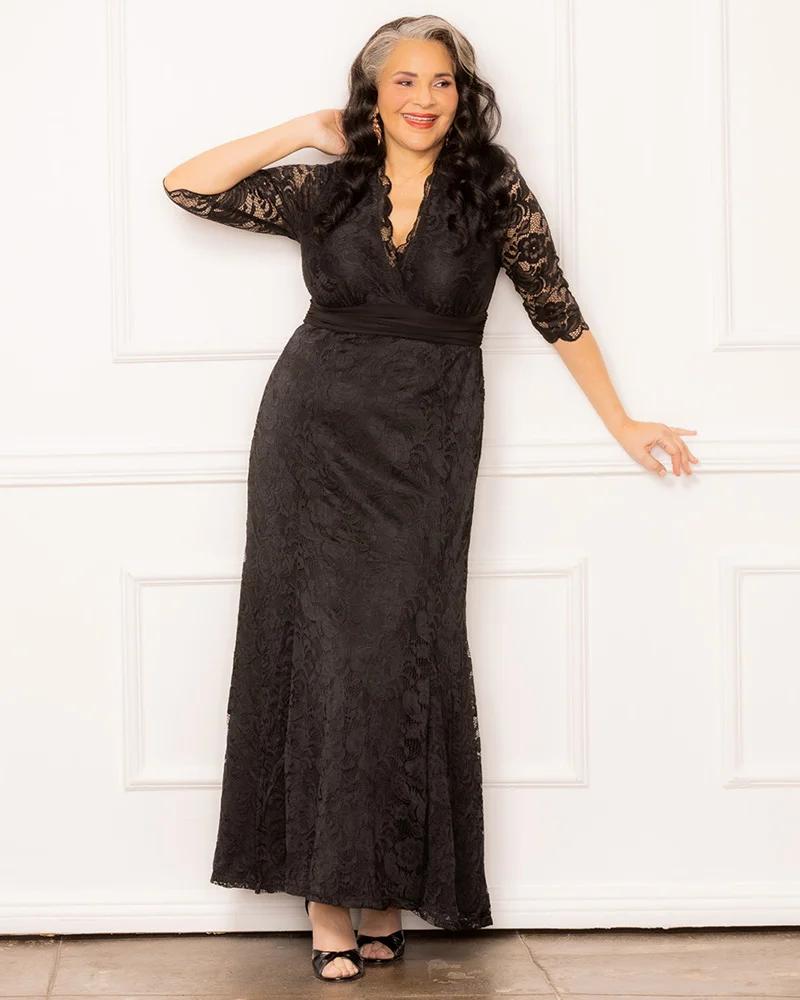 Plus Size Screen Siren Lace Evening Gown - Image 2