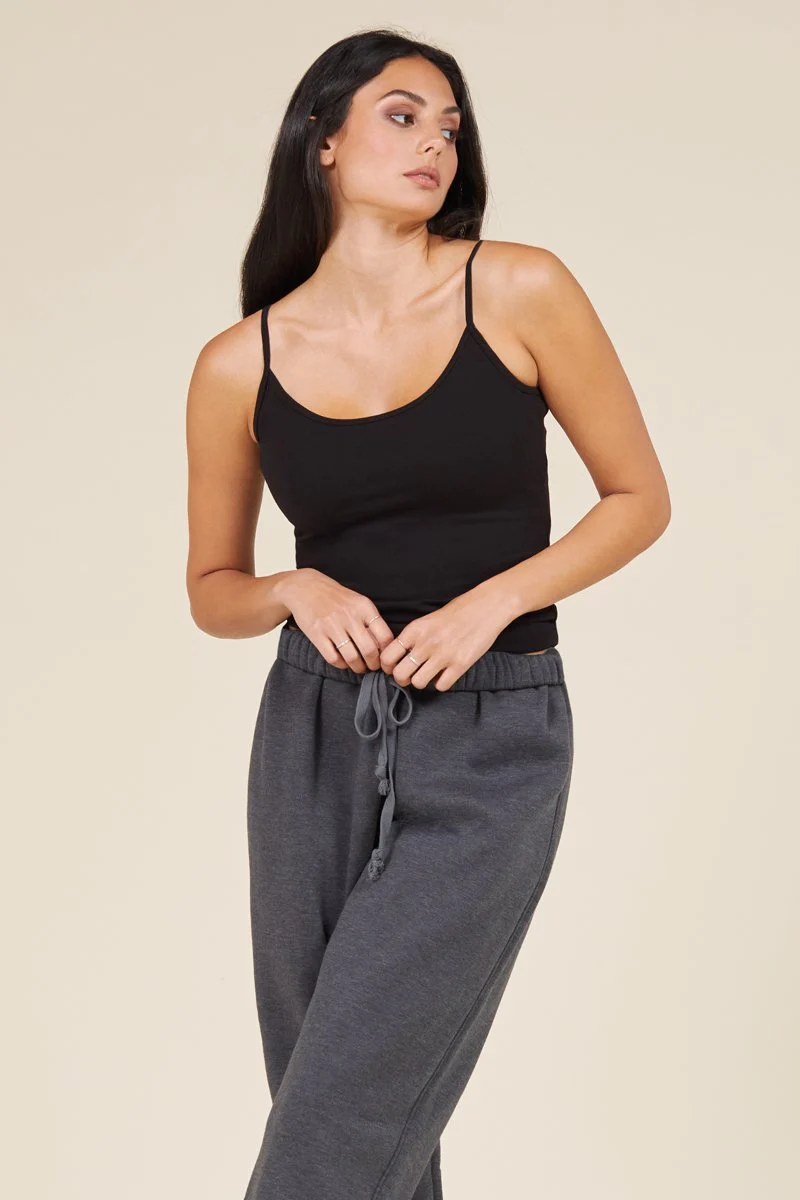 Short Basic Slim Fit Cami - Image 3
