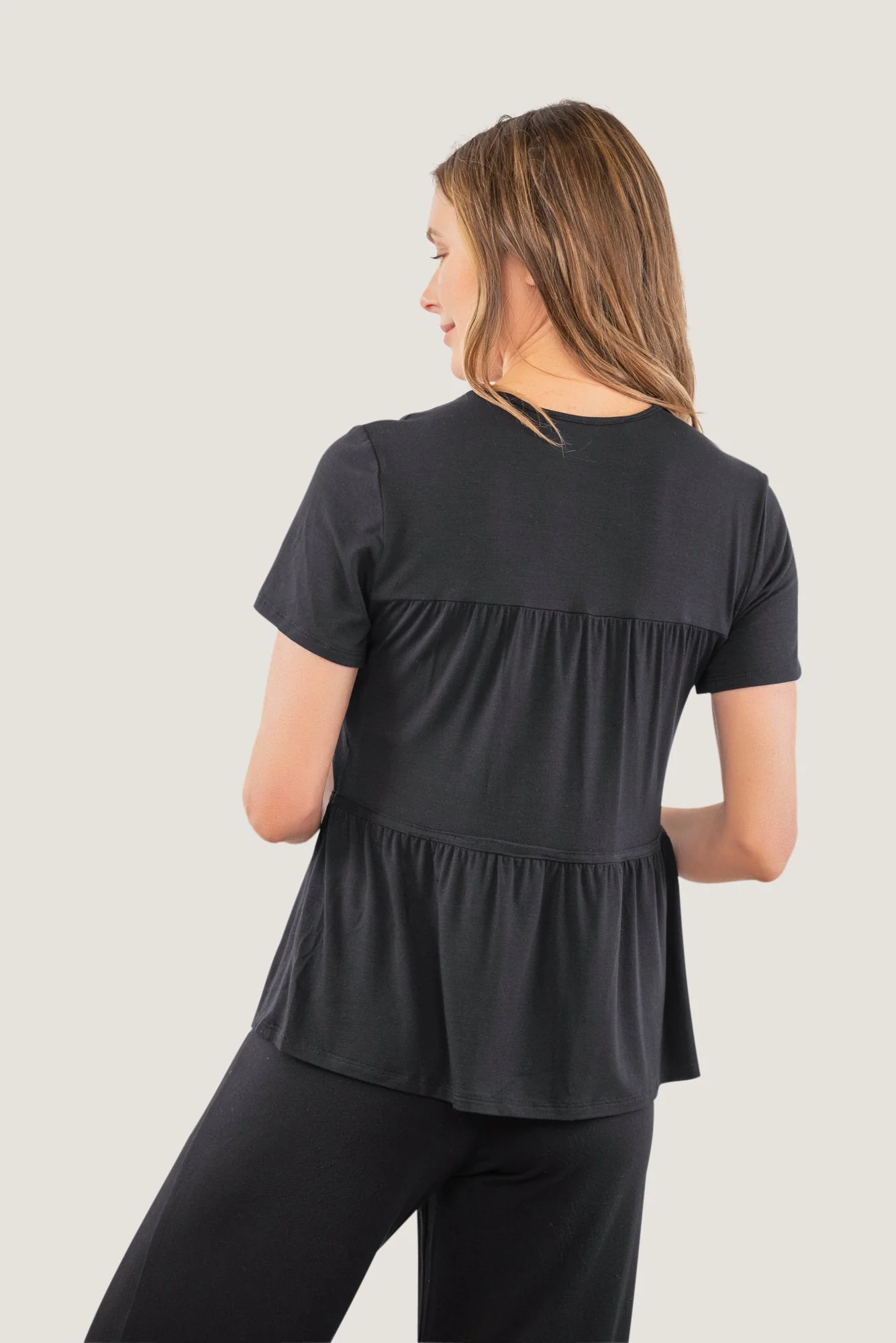 Top Tier Tee with Light Hug Bra-Free Shelf - Image 4