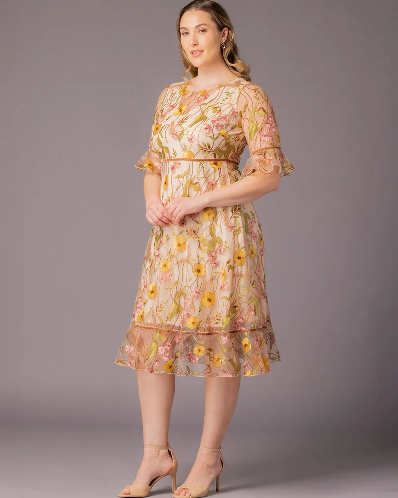 Plus Size Wildflower Embroidered Dress - Image 11