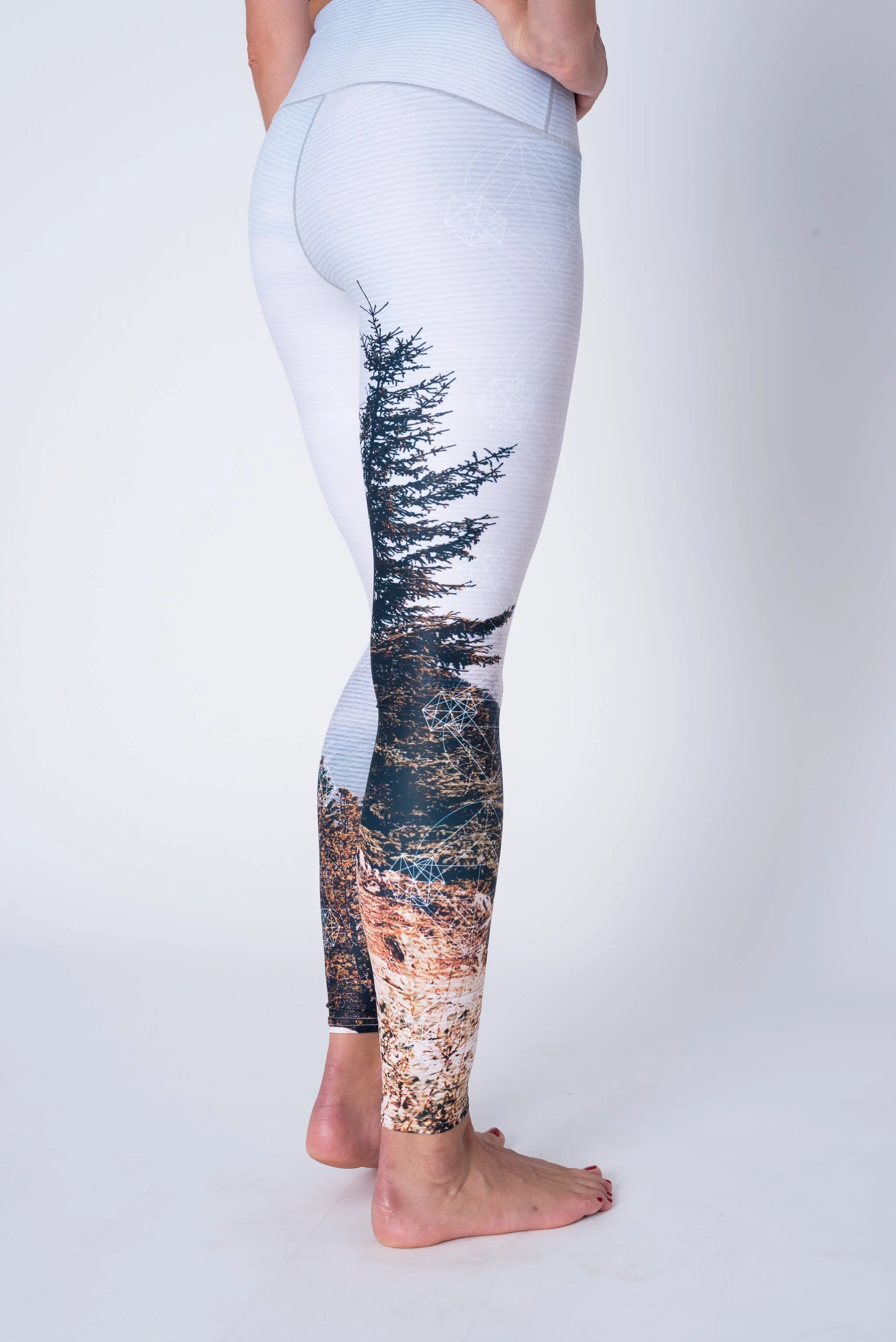 Eco-Friendly Mountain Vista Yoga Pants