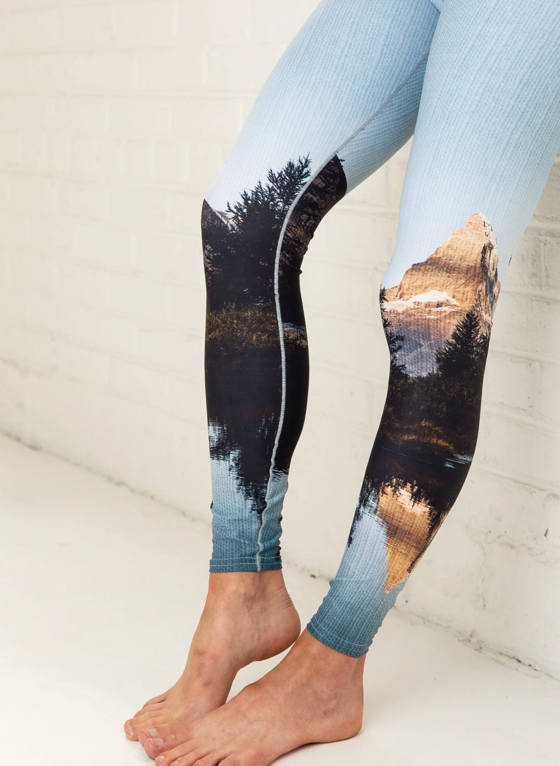 Eco-Friendly Reflection Yoga Pants - Image 2